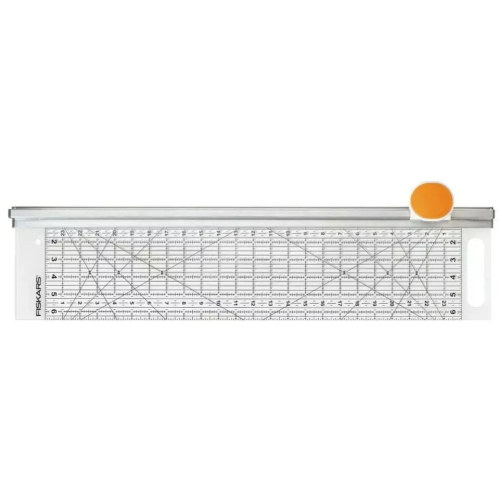 1014651 gilotyna z obrotowym ostrzem 45mm i linijką 6x24 1